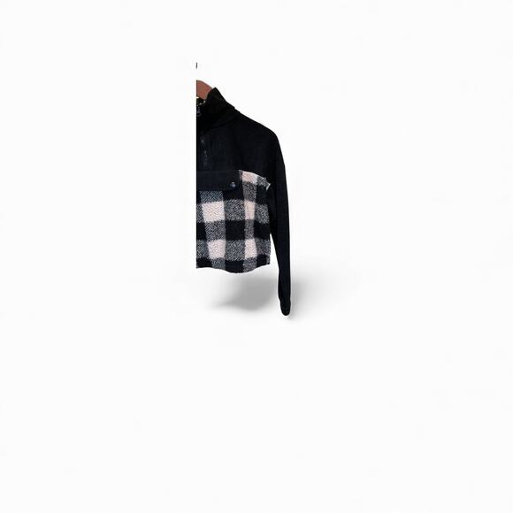 Faux Fur Buffalo Plaid Pullover Women’s Small Black White Cropped 1/2 Zip Jacket - Picture 3 of 7